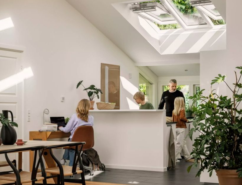 Een keuken vol licht en leven, met VELUX®