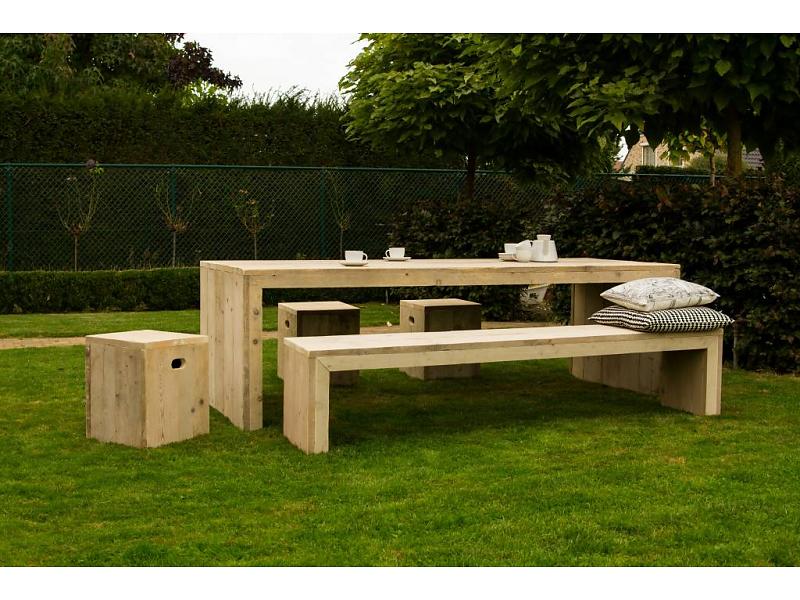 lund-outdoor-tuintafel-steigerhout-dichte-zijkante