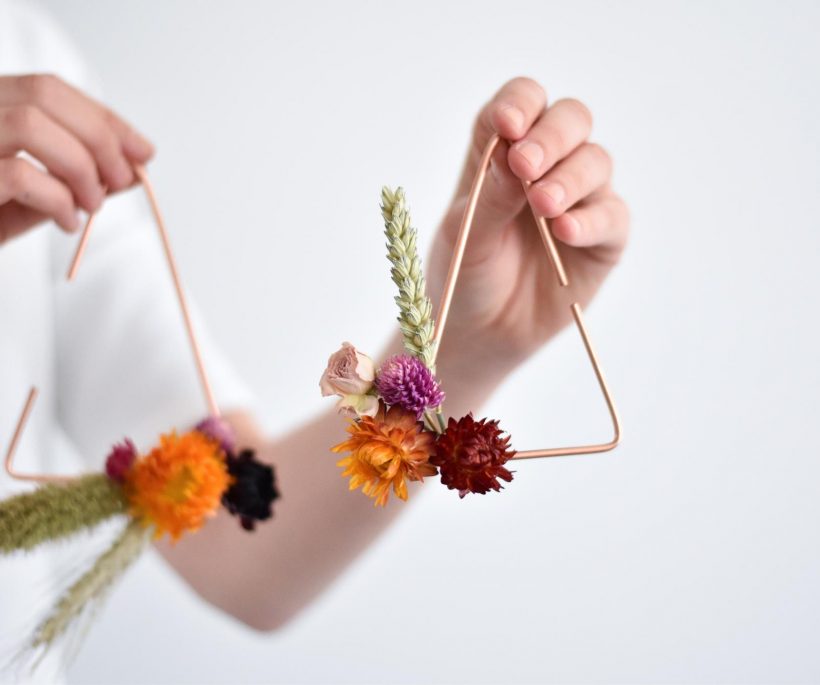 DIY: gedroogde bloemen voor aan je muur