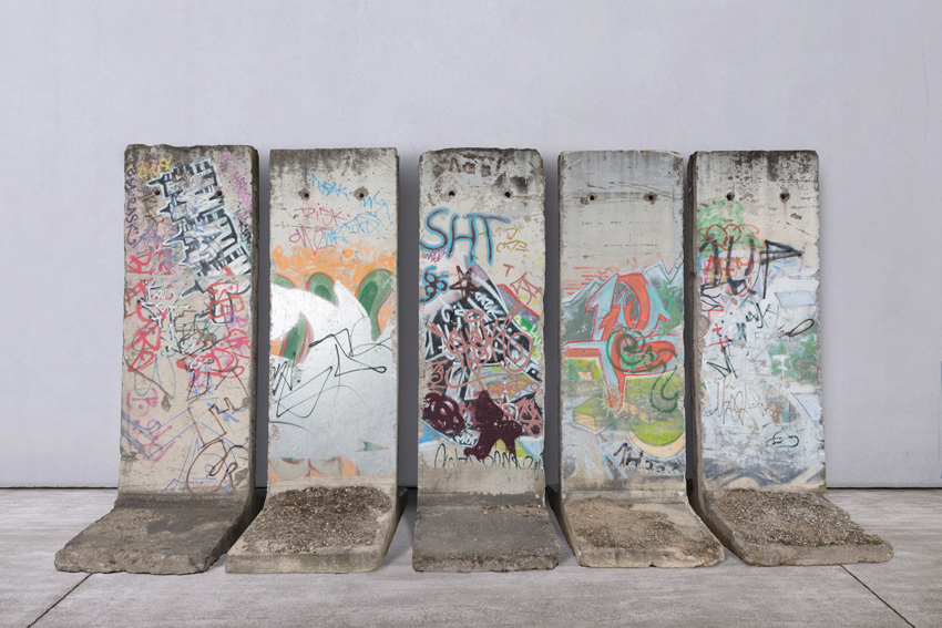 berlijnse-muur-brafa-antiek-en-kunstbeurs_©-Raf-Michiels