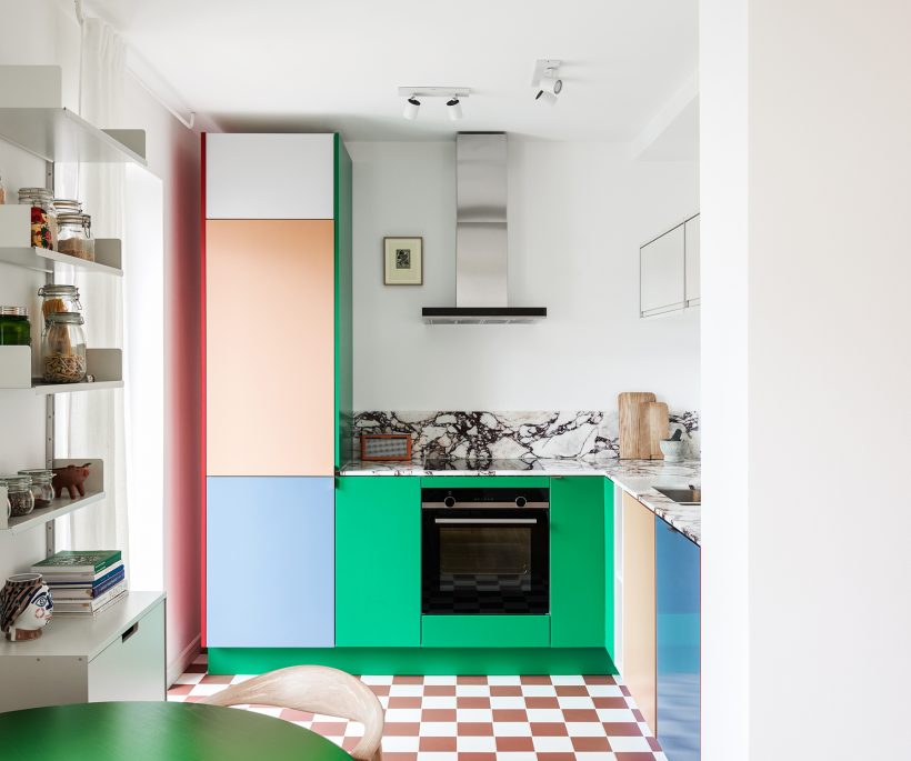 Binnenkijker: een kleurrijke keuken in hartje Berlijn