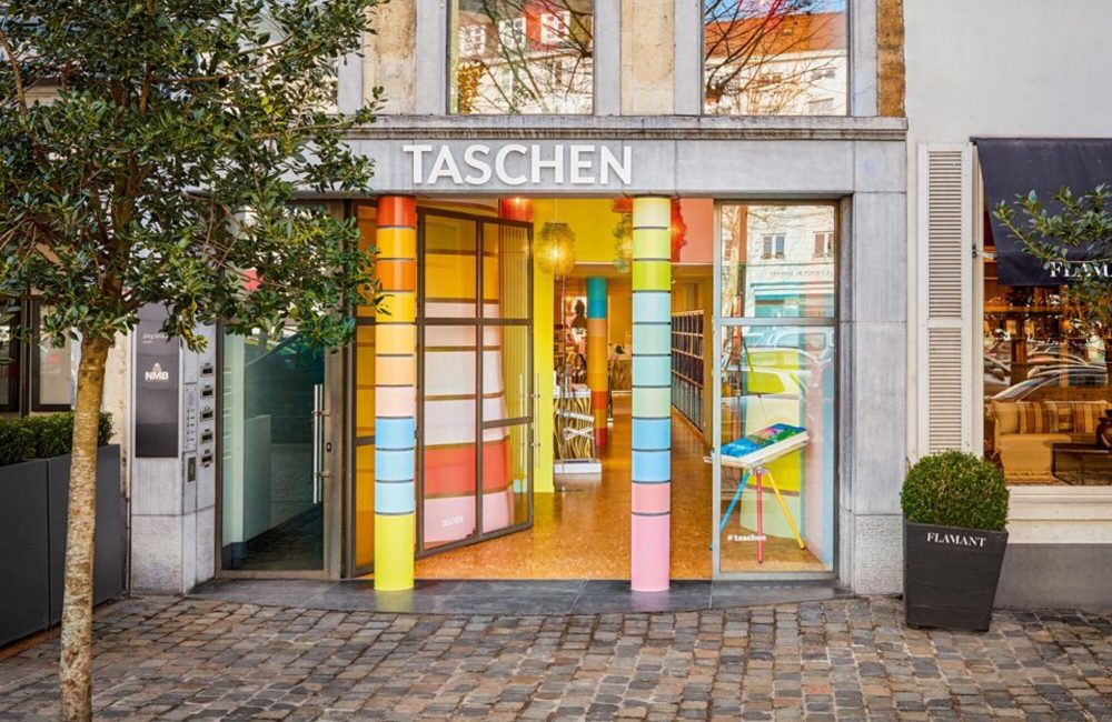 In beeld: de nieuwe vestiging van boekenwinkel TASCHEN in Brussel