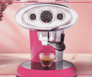 Maak kans op een limited edition koffiemachine van Illycaffè t.w.v. 199 euro
