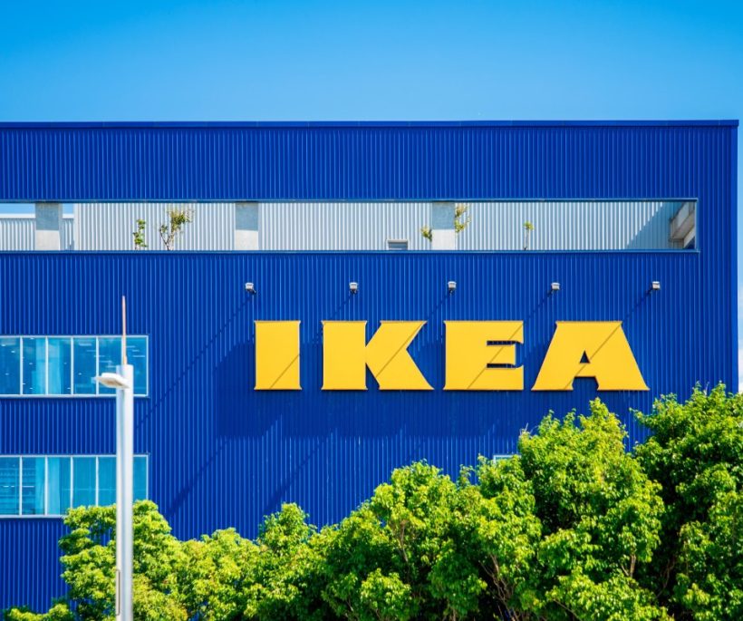 Gedaan met plafondlampen: Ikea onthult zijn nieuwe chique en lichte hanglamp