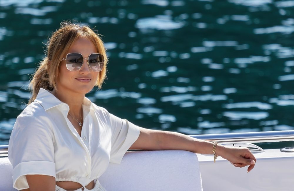 Het luxe toevluchtsoord van Jennifer Lopez van 17,5 miljoen dollar: privé spa en 5-sterrenstal op het menu