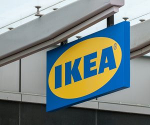 IKEA slaat hard toe: Een verfijnde sfeerlamp voor minder dan 10€, uniek en goedkoop