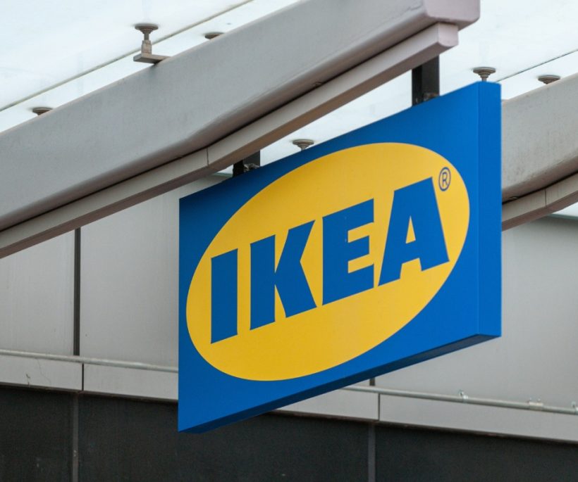 IKEA slaat hard toe: Een verfijnde sfeerlamp voor minder dan 10€, uniek en goedkoop