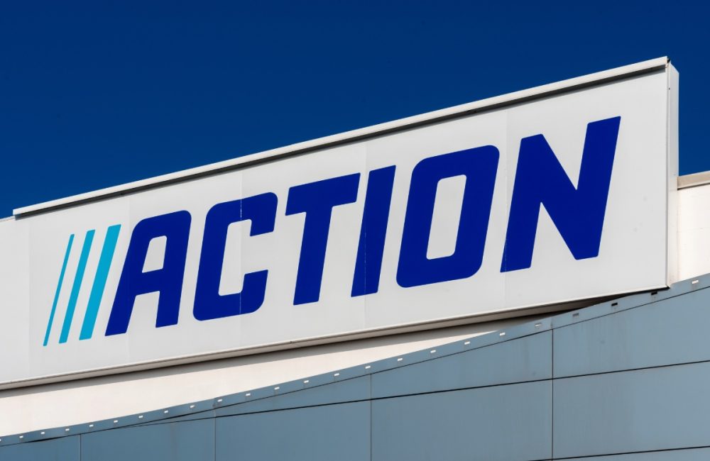 Deze Action boekenplank van 13 € lijkt op een designerstuk