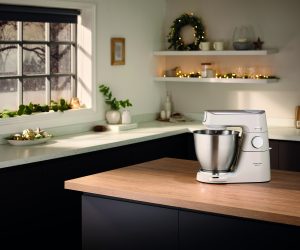 Maak kans op de Kenwood Titanium Chef Baker XL twv 589 euro